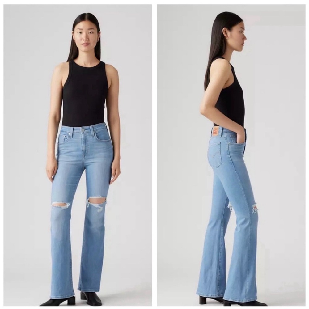 Levi's 726 Flare Light Wash Denim Jeans size 29 Women’s with Distressed Knee